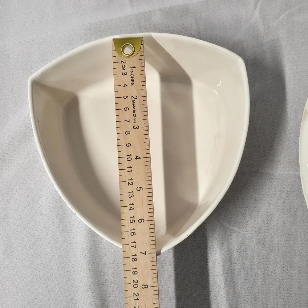 Vintage Mid-Century Modern California Triangular Casserole‎ Pottery Dish